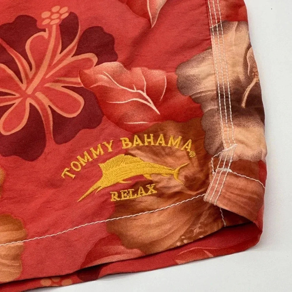 Men’s Tommy Bahama Relax Floral Swim Trunks Size XLarge - Picture 9 of 11